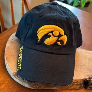NEW Hawkeyes Ball Cap